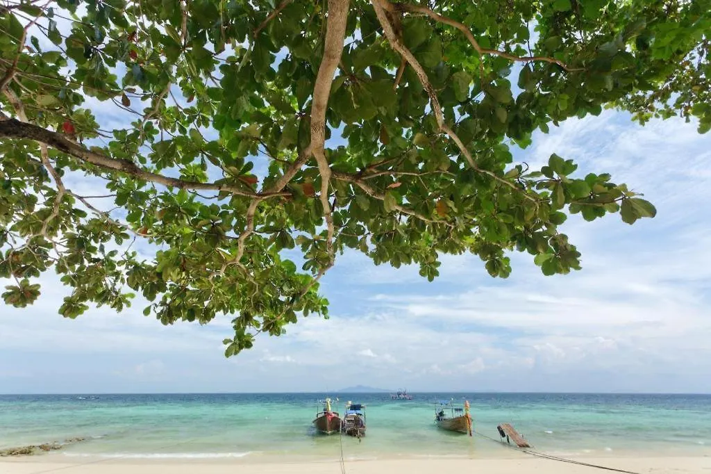 Phuttachot Resort Phi Phi-öarna 2*,