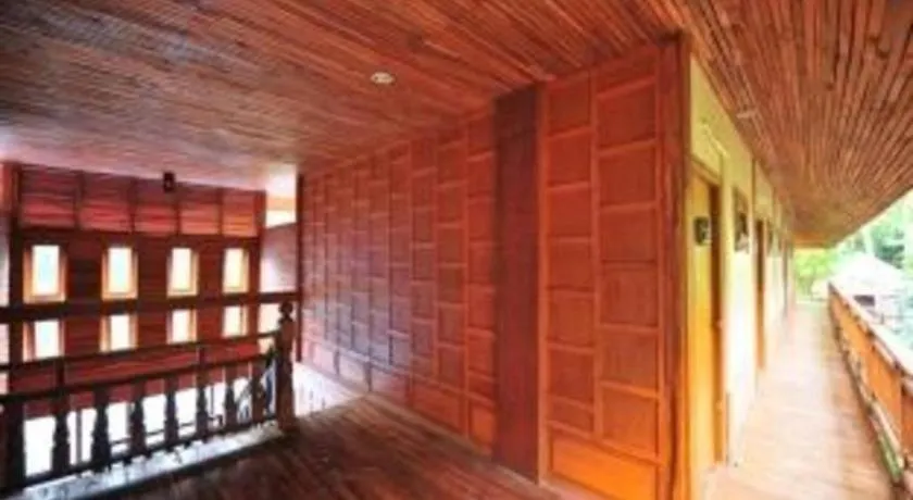 Phuttachot Resort Ko Phi Phi